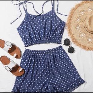 NWOT Cute 2 piece polka dot set